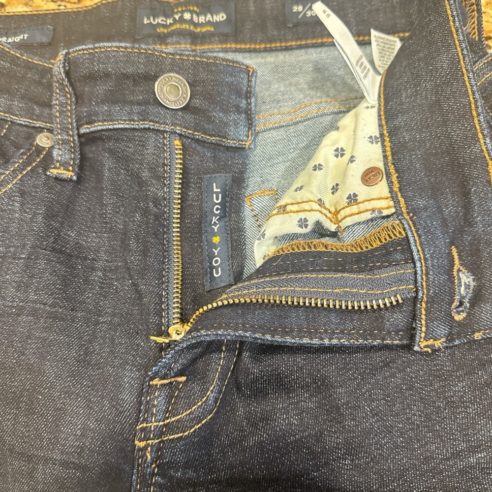 Lucky Brand Men's  Straight Leg Jeans in Dark Blue - Picture 8 of 8